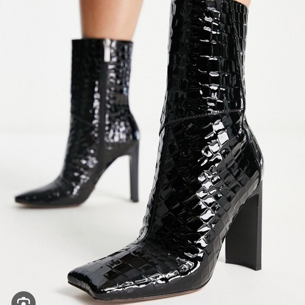 Good American boots
